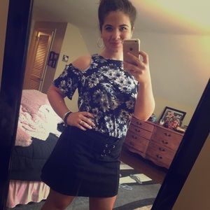 Meet your Posher, Jillian